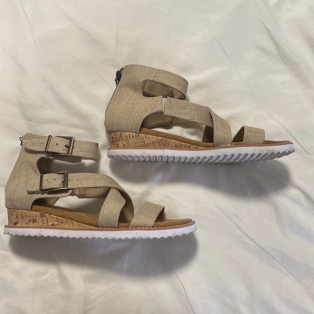 Bobs by Sketchers Canvas Gladiator Sandals Size 6.5